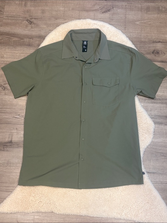 Mountain Hardwear Other - Mountain Hardwear SHADE LITE SHORT SLEEVE SHIRT